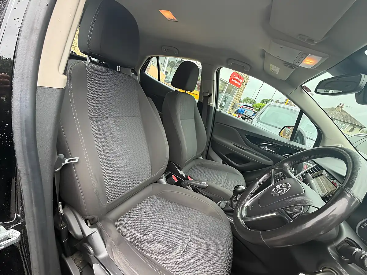 Used 2018 Vauxhall Mokka X Active Black - Interior and Exterior details 8