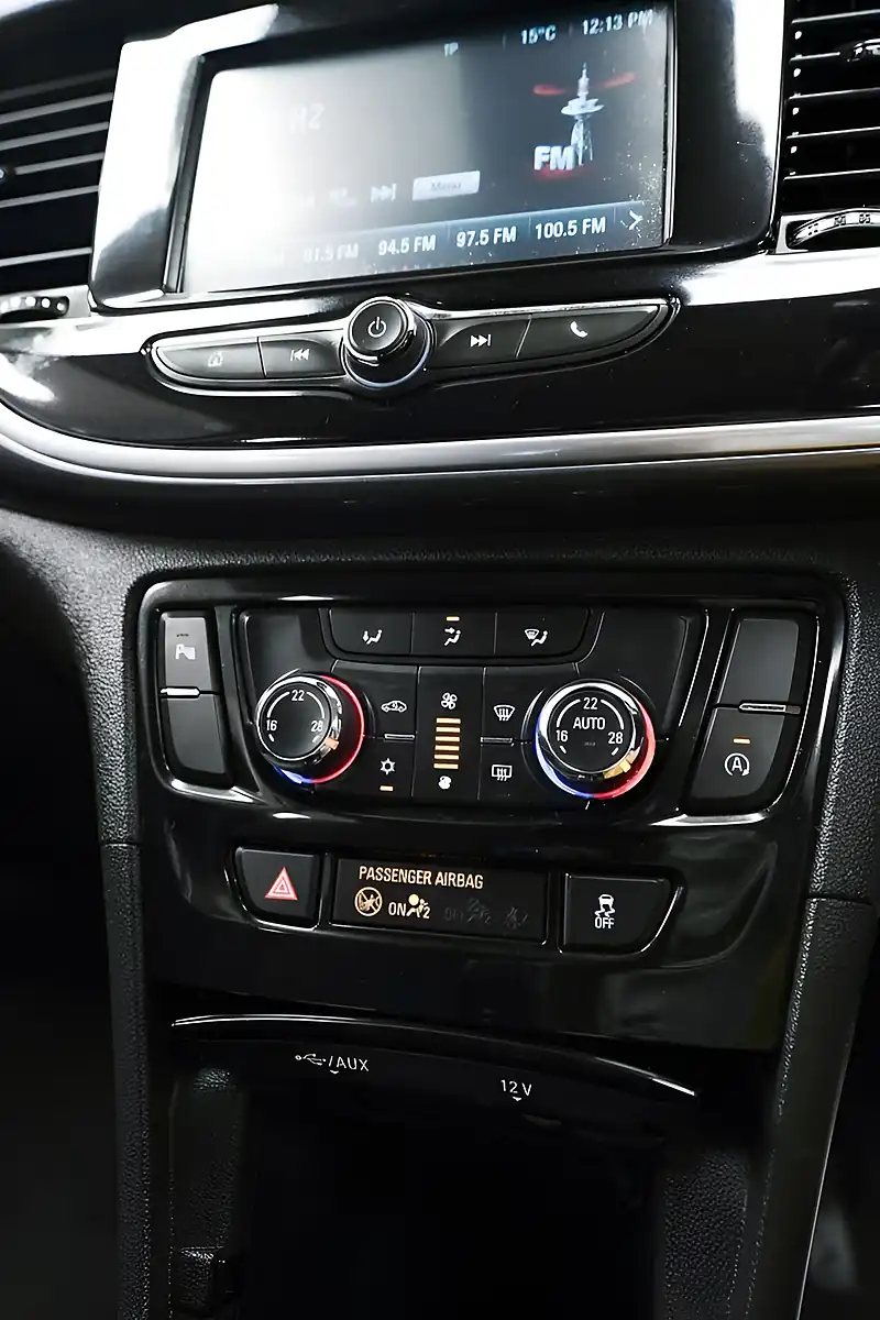 Used 2018 Vauxhall Mokka X Active Black - Interior and Exterior details 17