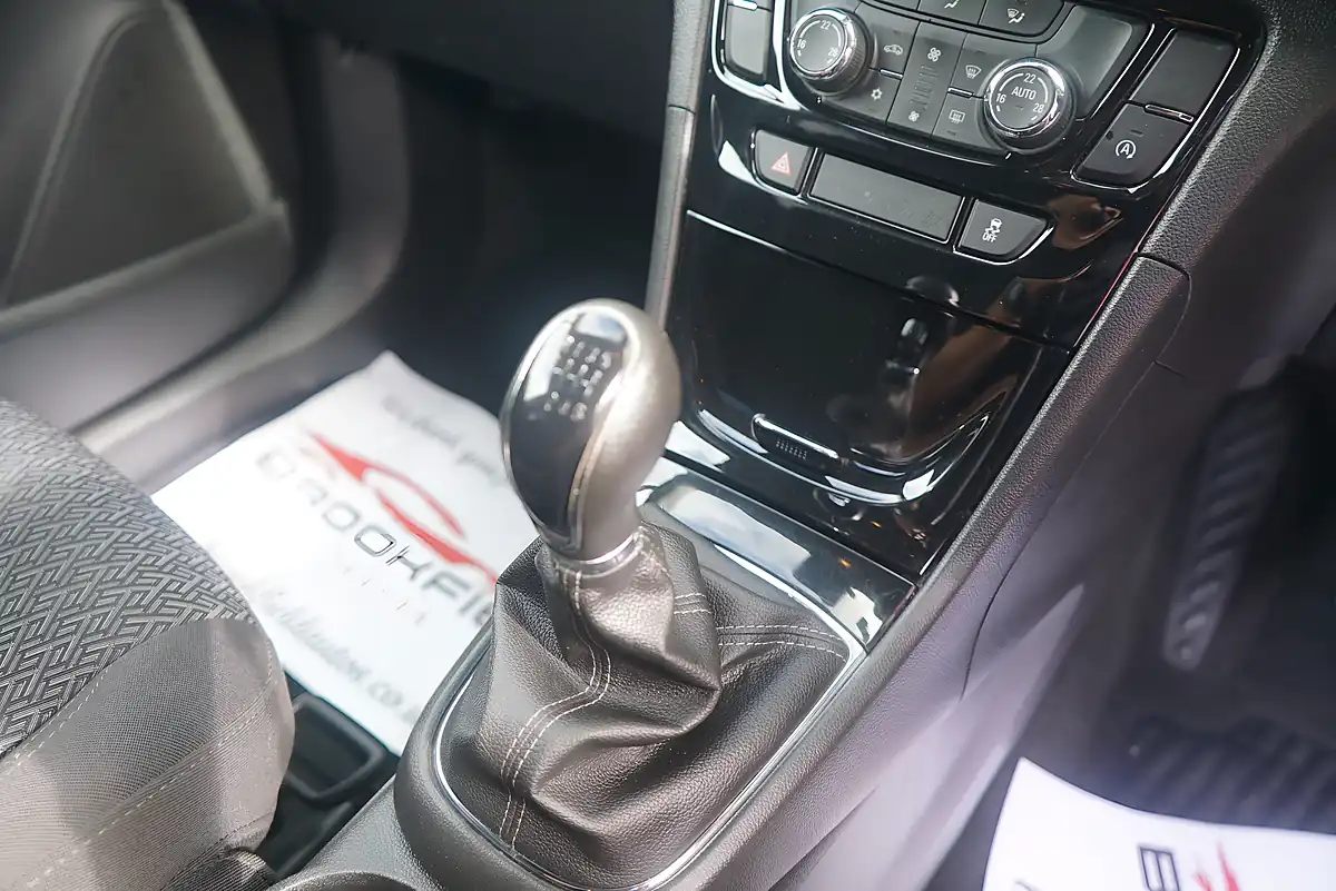 Used 2018 Vauxhall Mokka X Active Black - Interior and Exterior details 15