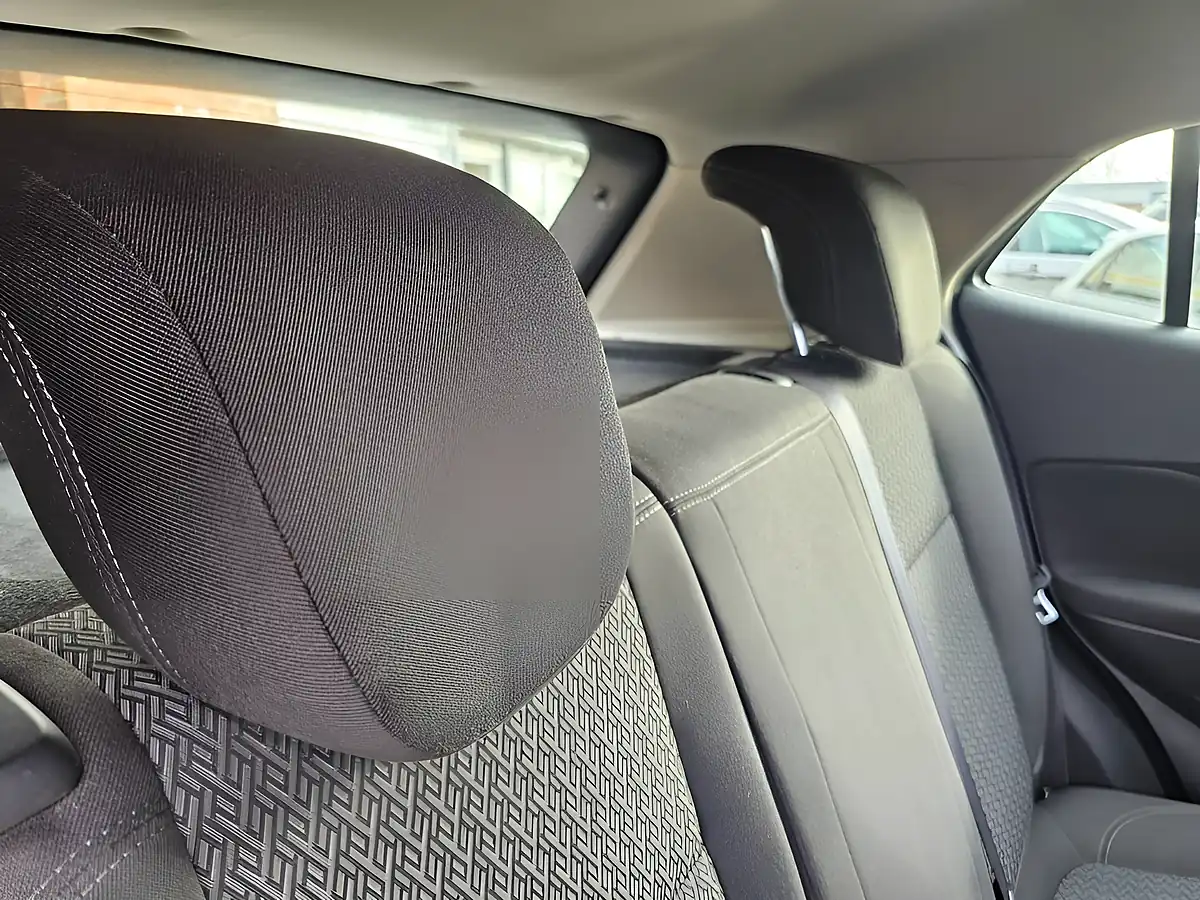 Used 2018 Vauxhall Mokka X Active Blue - Interior and Exterior details 12