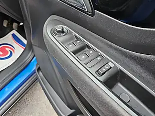 Used 2018 Vauxhall Mokka X Active Blue - Interior and Exterior details 16
