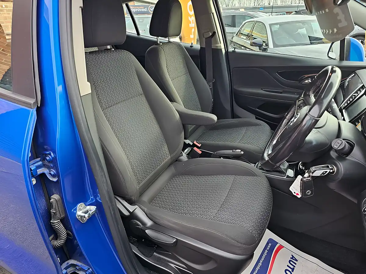 Used 2018 Vauxhall Mokka X Active Blue - Interior and Exterior details 6