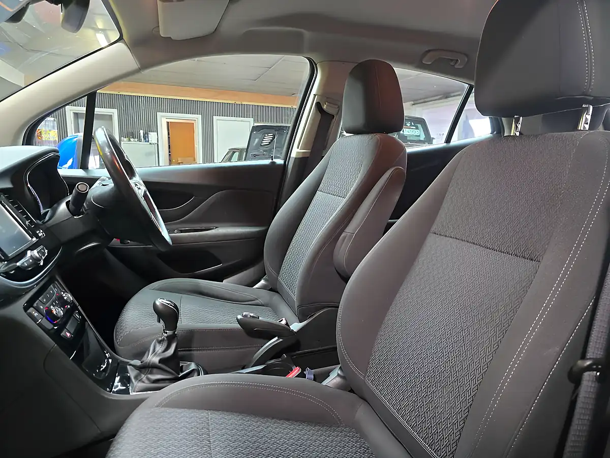 Used 2018 Vauxhall Mokka X Active Blue - Interior and Exterior details 10