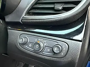 Used 2018 Vauxhall Mokka X Active Boracay Blue - Interior and Exterior details 17
