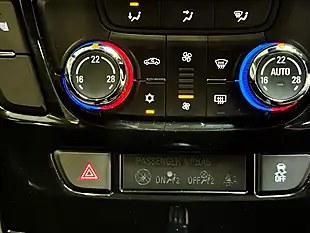 Used 2018 Vauxhall Mokka X Active Burnt Coconut Metallic - Interior and Exterior details 16