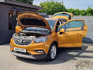 Used 2018 Vauxhall Mokka X Active Orange - Interior and Exterior details 10