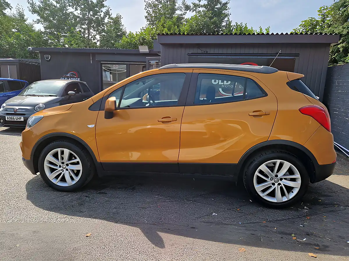 Used 2018 Vauxhall Mokka X Active Orange - Interior and Exterior details 6