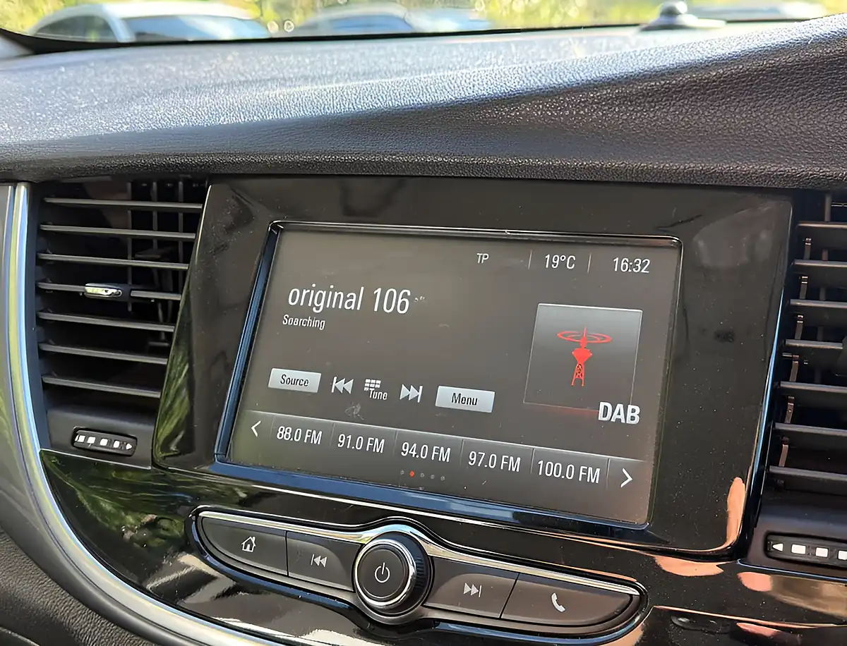 Used 2018 Vauxhall Mokka X Active Quantum Grey - Interior and Exterior details 15
