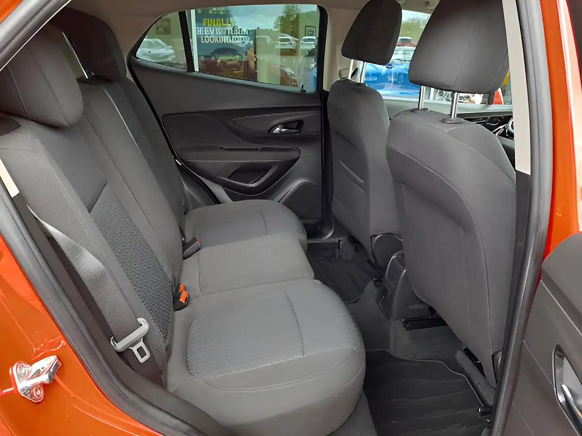 Used 2018 Vauxhall Mokka X Active Red - Interior and Exterior details 10