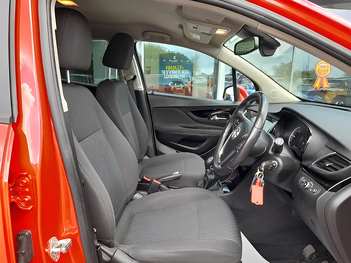 Used 2018 Vauxhall Mokka X Active Red - Interior and Exterior details 12