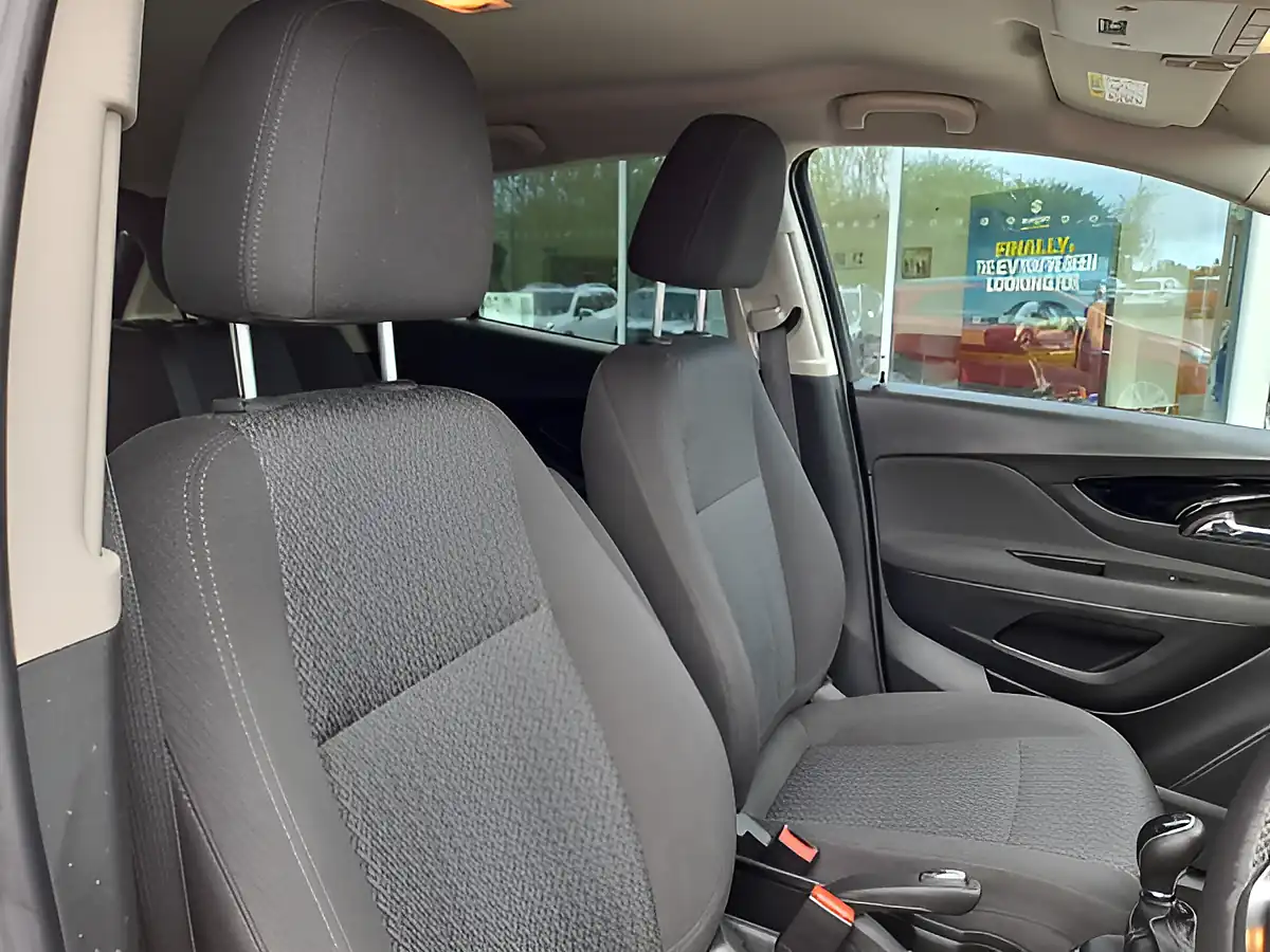 Used 2018 Vauxhall Mokka X Active Red - Interior and Exterior details 13