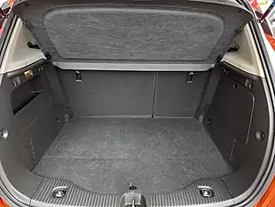 Used 2018 Vauxhall Mokka X Active Red - Interior and Exterior details 7