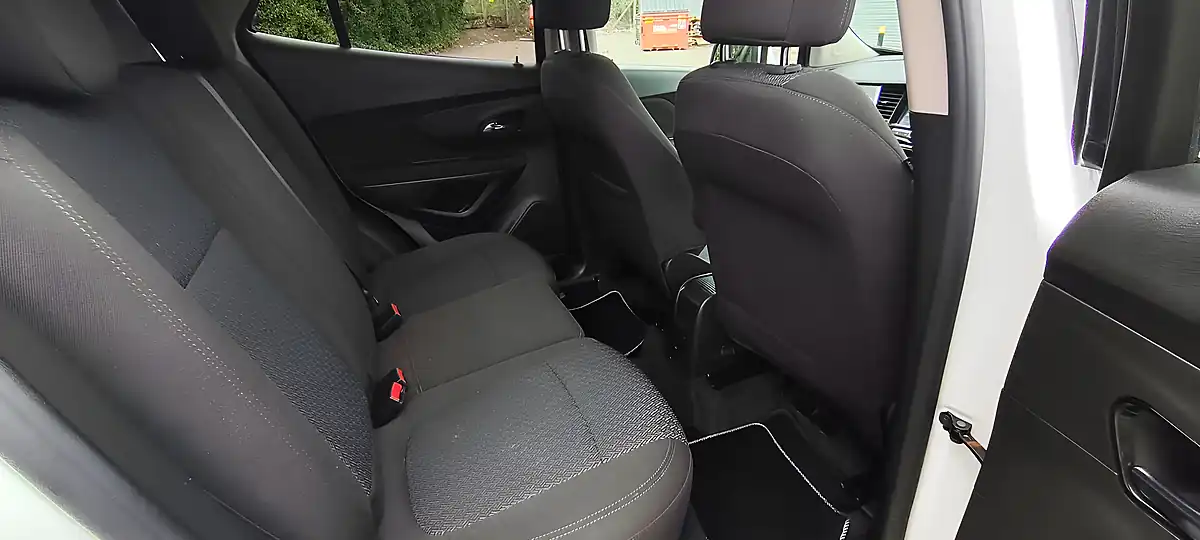 Used 2018 Vauxhall Mokka X Active White - Interior and Exterior details 12