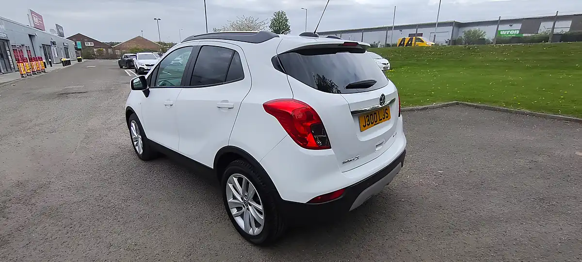 Used 2018 Vauxhall Mokka X Active White - Interior and Exterior details 3