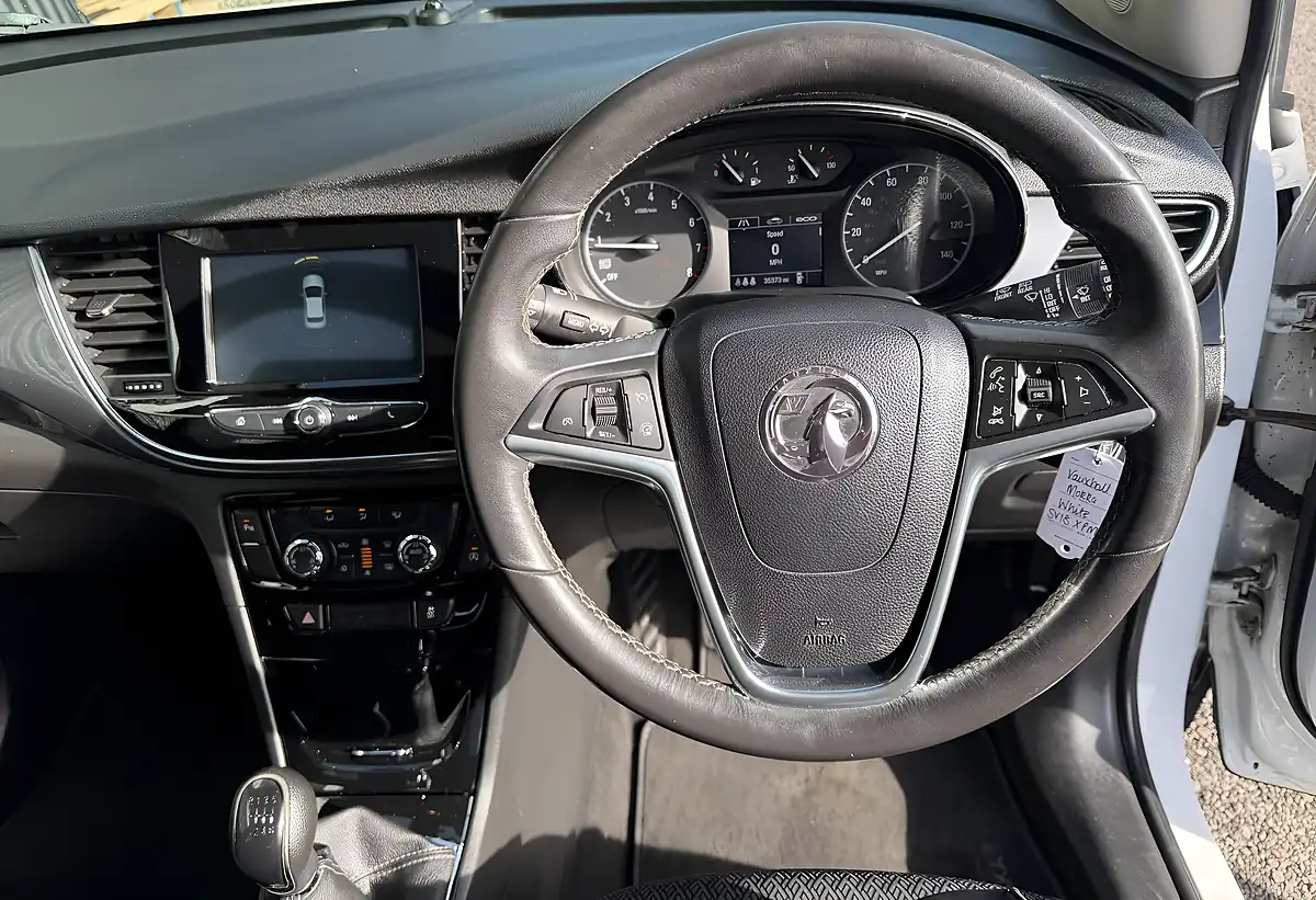 Used 2018 Vauxhall Mokka X Active White - Interior and Exterior details 14