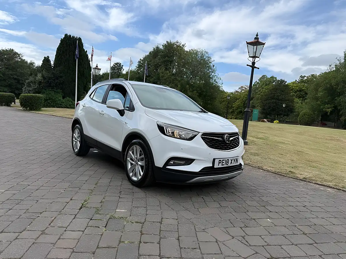 Used 2018 Vauxhall Mokka X Active White - Front View