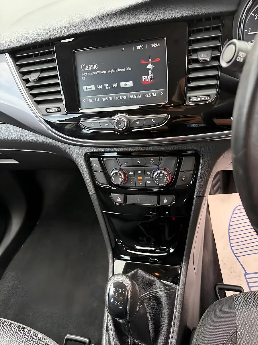 Used 2018 Vauxhall Mokka X Active White - Interior and Exterior details 18