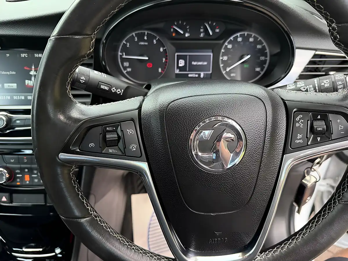 Used 2018 Vauxhall Mokka X Active White - Interior and Exterior details 19