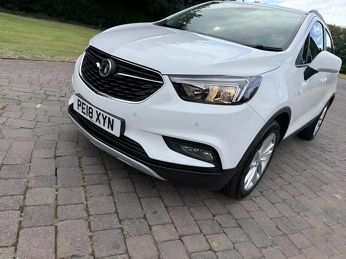 Used 2018 Vauxhall Mokka X Active White - Interior and Exterior details 9