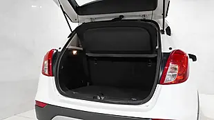 Used 2018 Vauxhall Mokka X Active White - Interior and Exterior details 17