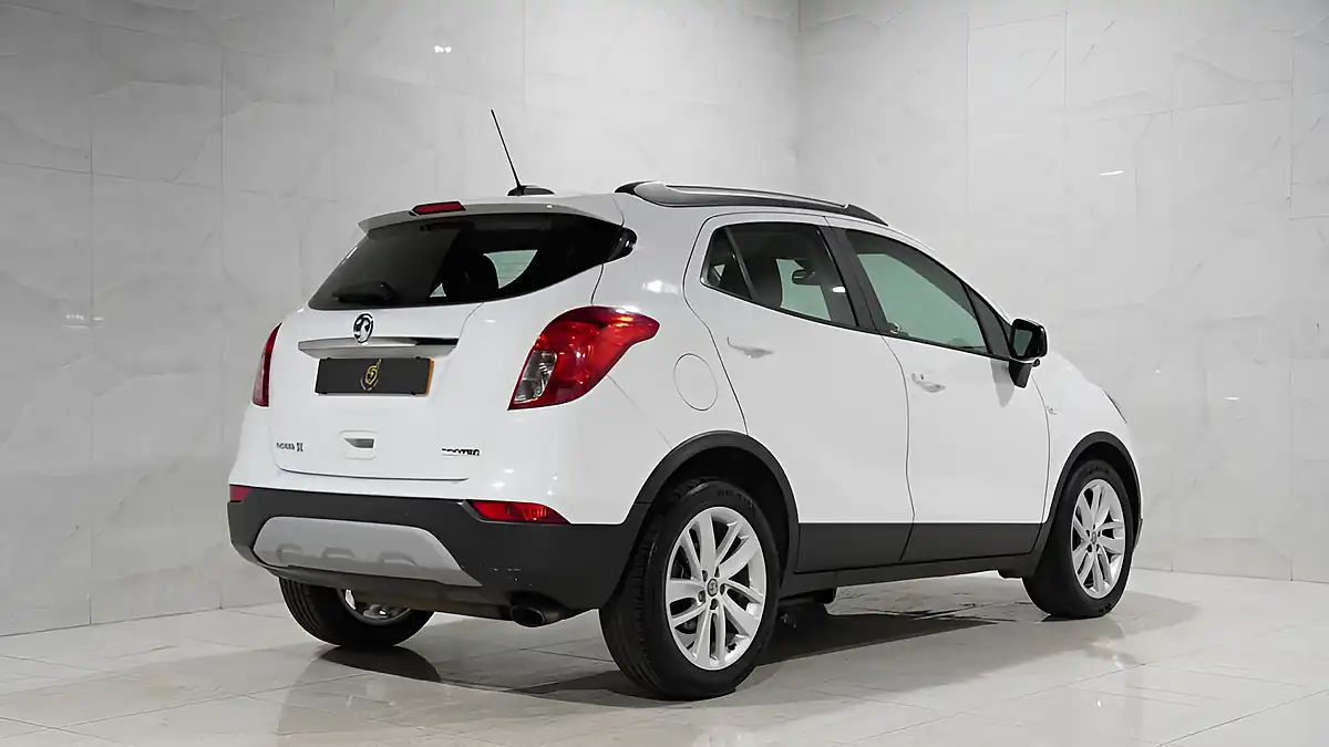 Used 2018 Vauxhall Mokka X Active White - Interior and Exterior details 5