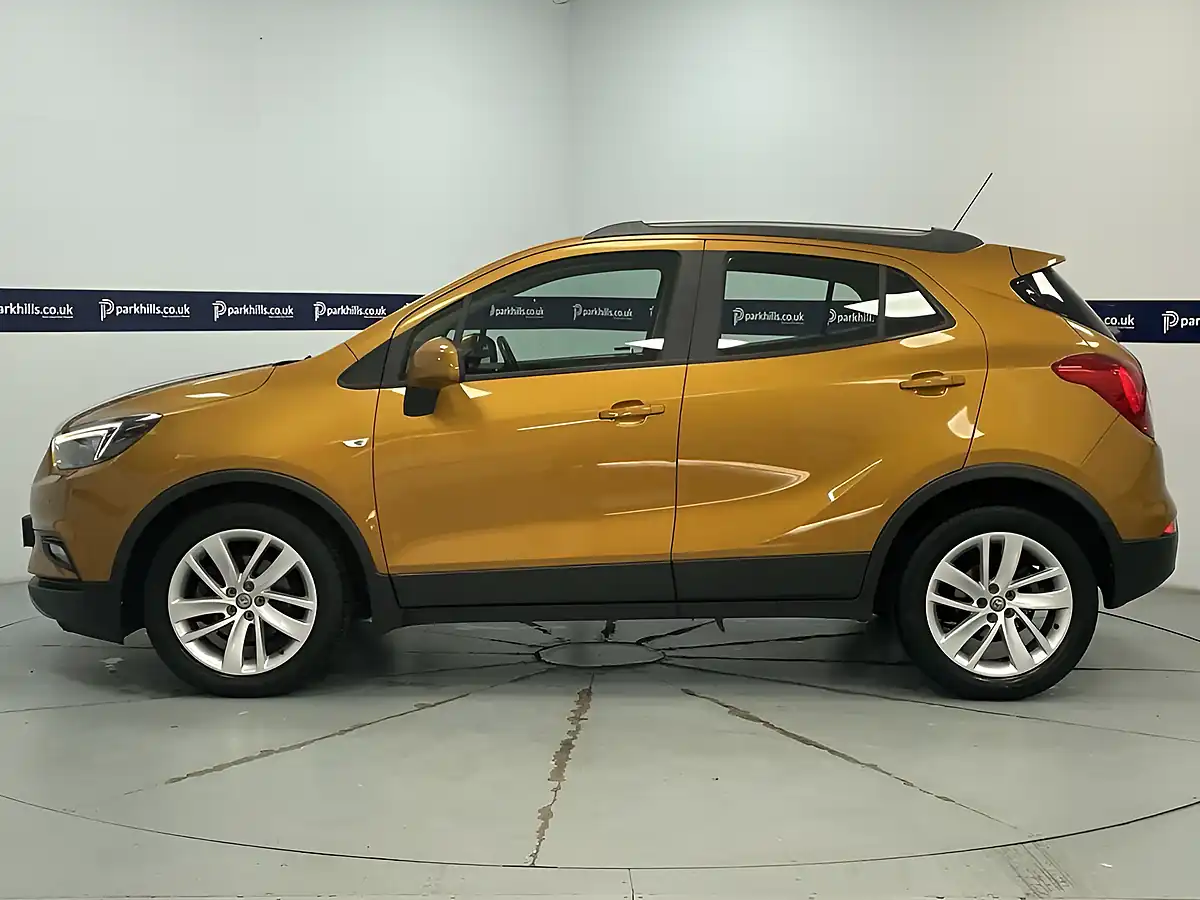 Used 2018 Vauxhall Mokka X Design Nav Amber Orange - Interior and Exterior details 2