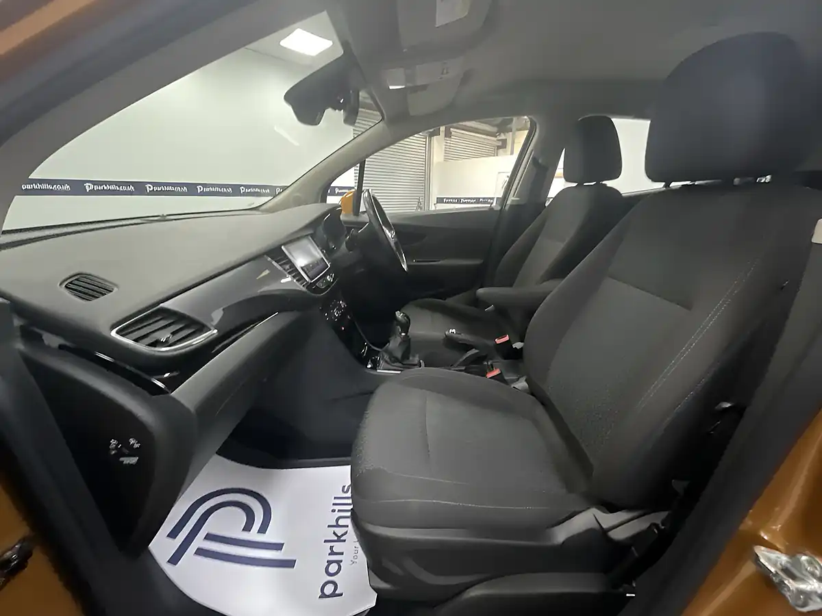 Used 2018 Vauxhall Mokka X Design Nav Amber Orange - Interior and Exterior details 5