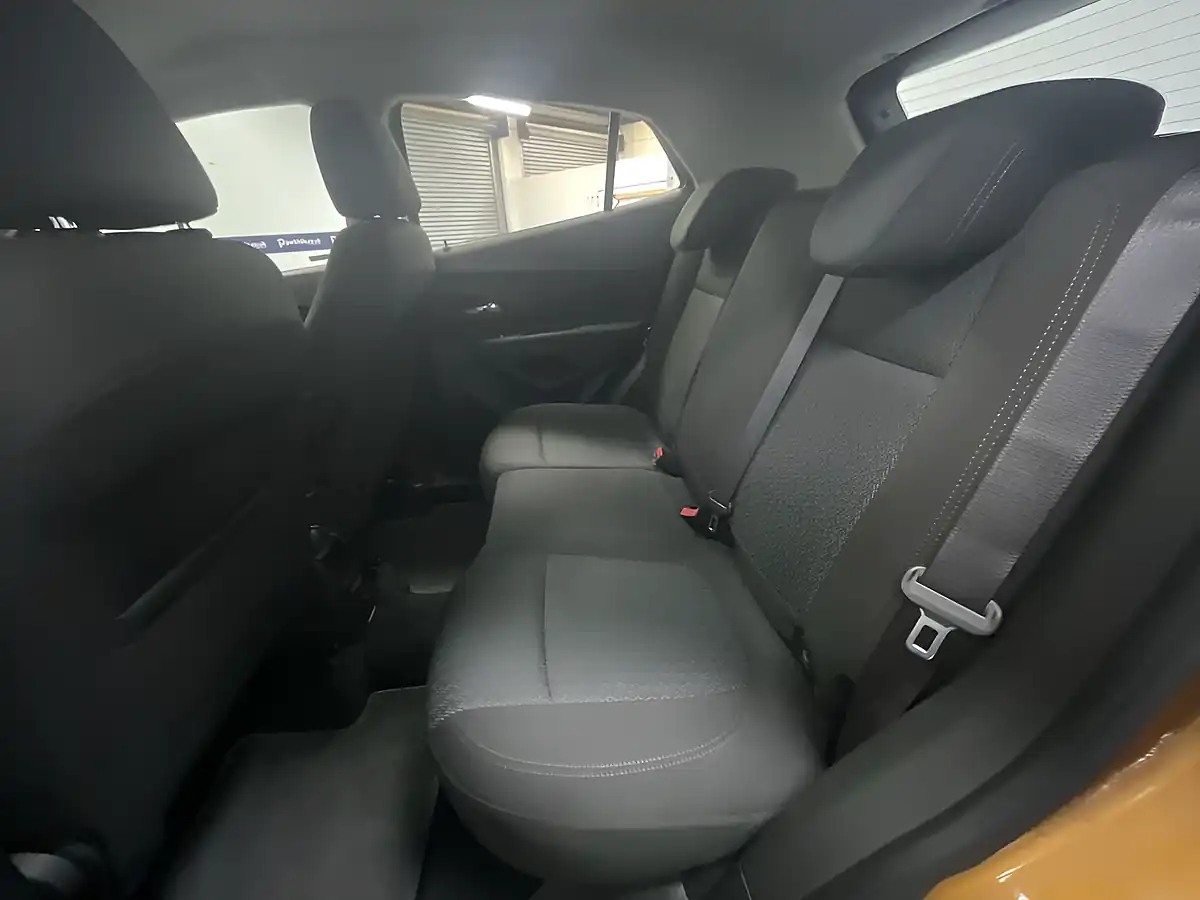 Used 2018 Vauxhall Mokka X Design Nav Amber Orange - Interior and Exterior details 9