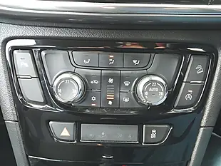 Used 2018 Vauxhall Mokka X Design Nav Black - Interior and Exterior details 17