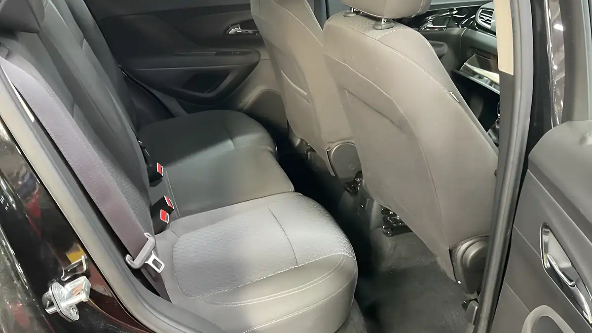 Used 2018 Vauxhall Mokka X Design Nav Black - Interior and Exterior details 9