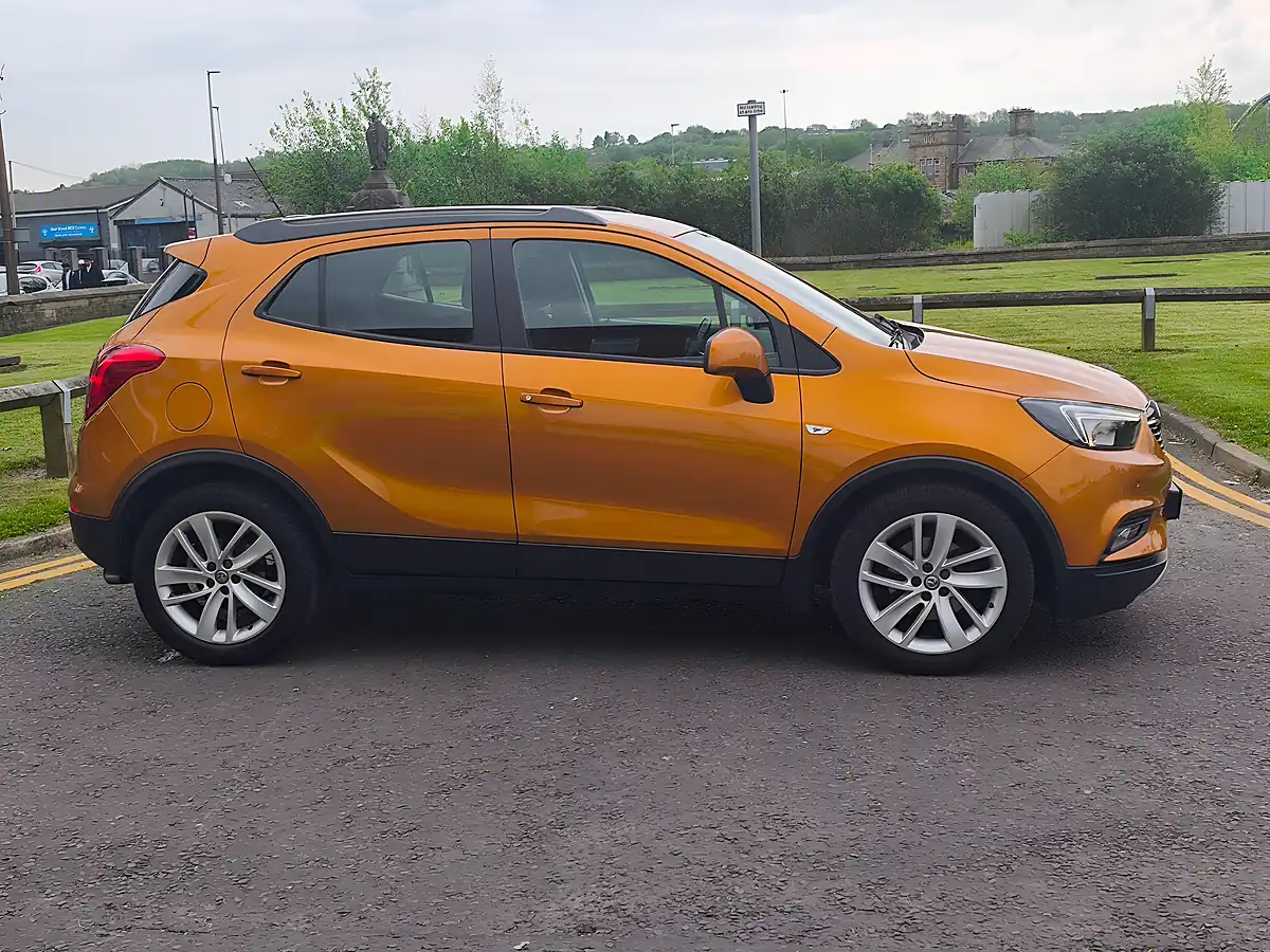 Used 2018 Vauxhall Mokka X Design Nav Orange - Interior and Exterior details 14