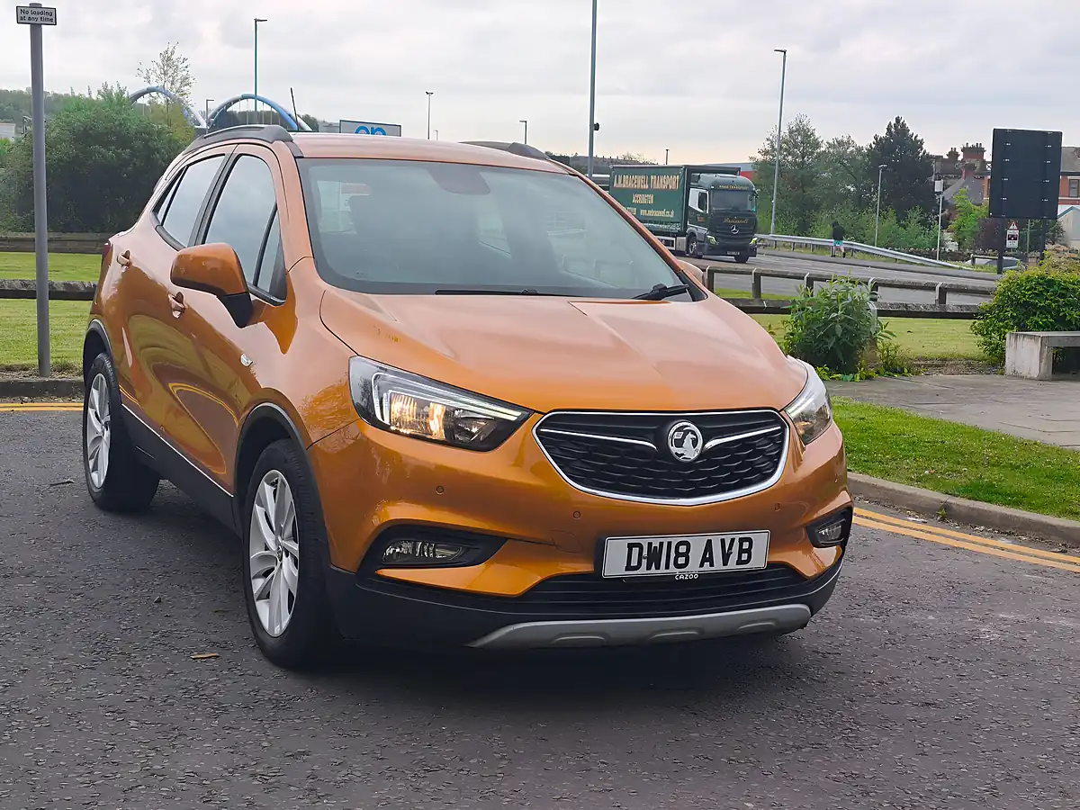 Used 2018 Vauxhall Mokka X Design Nav Orange - Interior and Exterior details 7