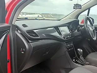 Used 2018 Vauxhall Mokka X Design Nav Red - Interior and Exterior details 11