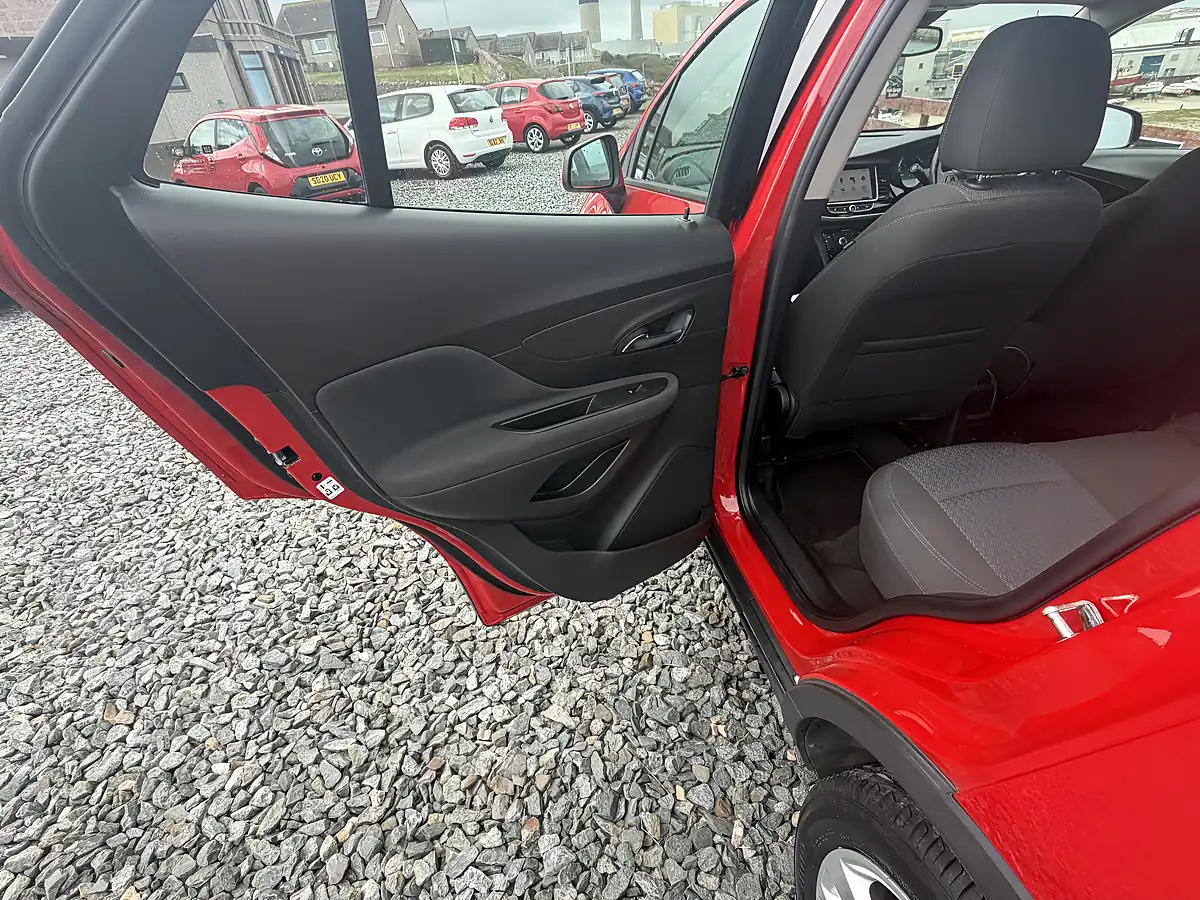 Used 2018 Vauxhall Mokka X Design Nav Red - Interior and Exterior details 13