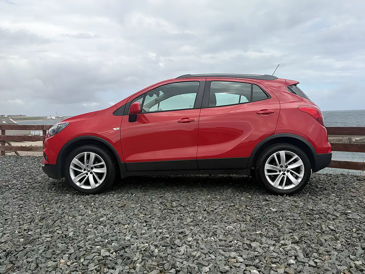 Used 2018 Vauxhall Mokka X Design Nav Red - Interior and Exterior details 8