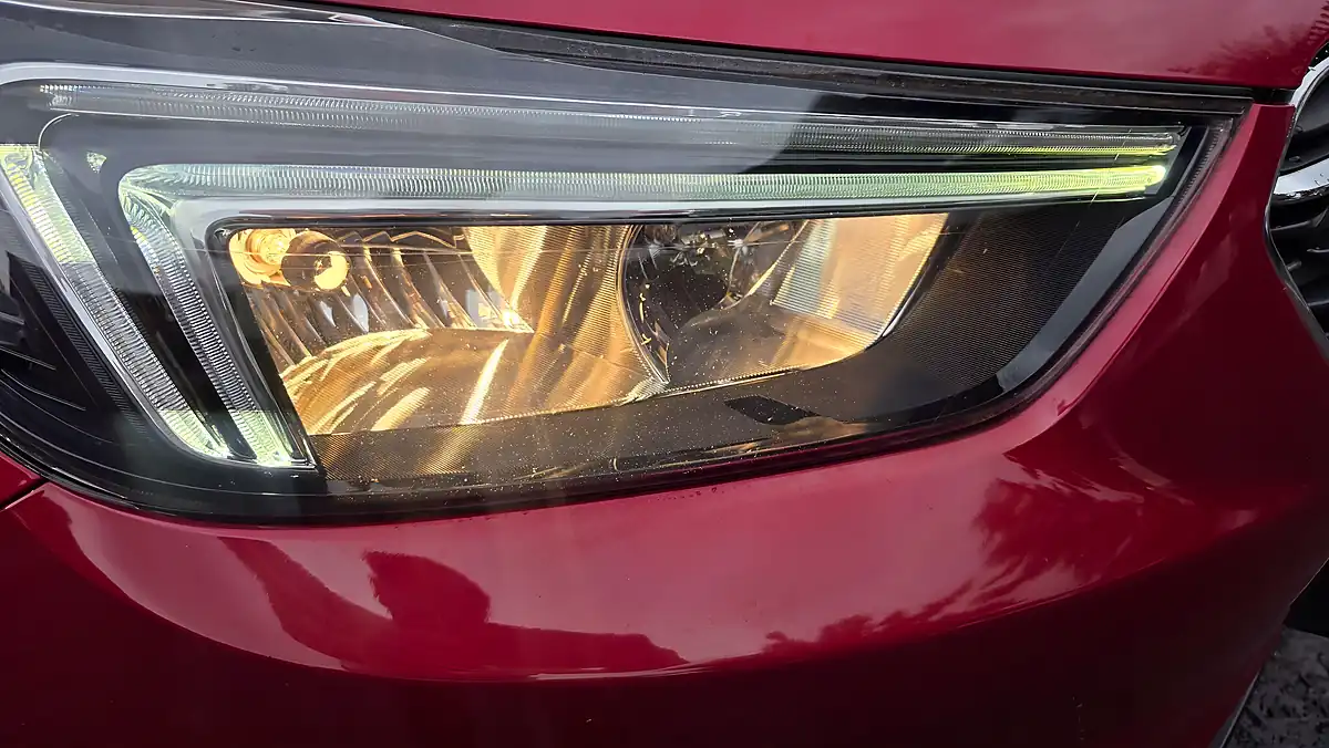 Used 2018 Vauxhall Mokka X Design Nav Red - Interior and Exterior details 18