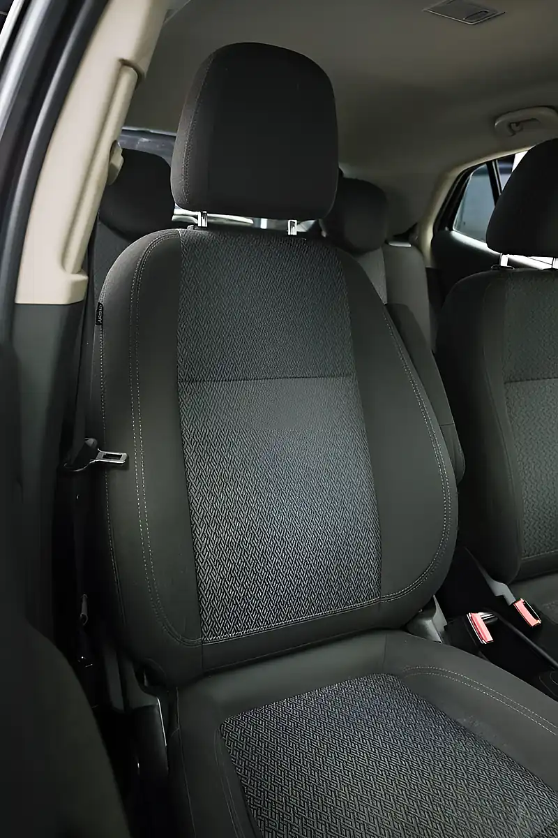 Used 2018 Vauxhall Mokka X Design Nav Red - Interior and Exterior details 10