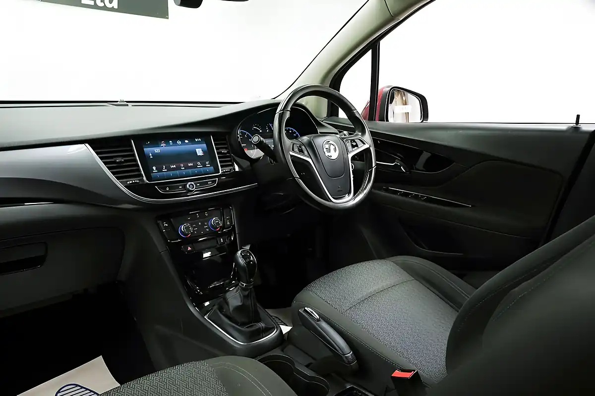 Used 2018 Vauxhall Mokka X Design Nav Red - Interior and Exterior details 19