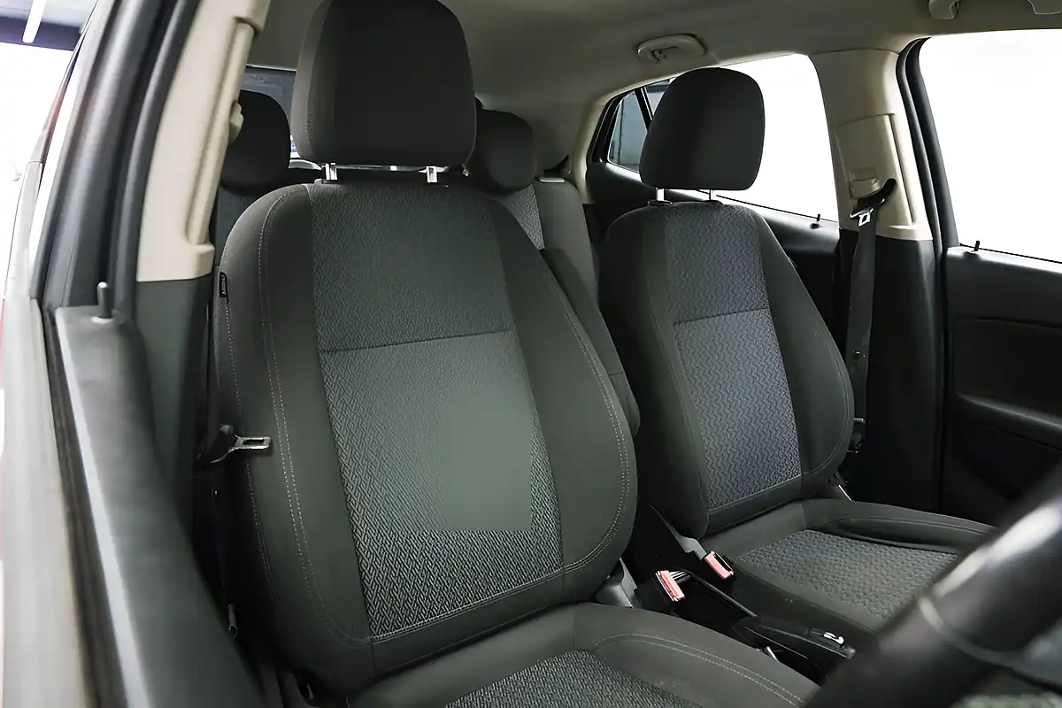 Used 2018 Vauxhall Mokka X Design Nav Red - Interior and Exterior details 9