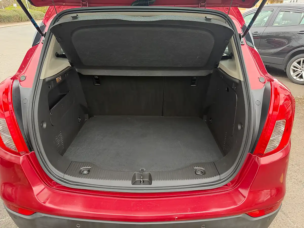 Used 2018 Vauxhall Mokka X Design Nav Red - Interior and Exterior details 14