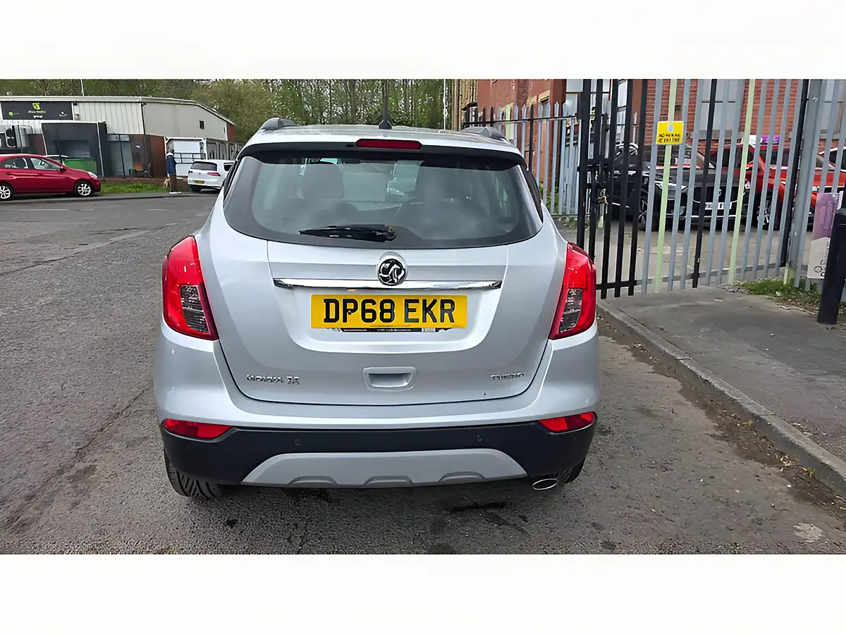 Used 2018 Vauxhall Mokka X Design Nav Silver - Interior and Exterior details 11
