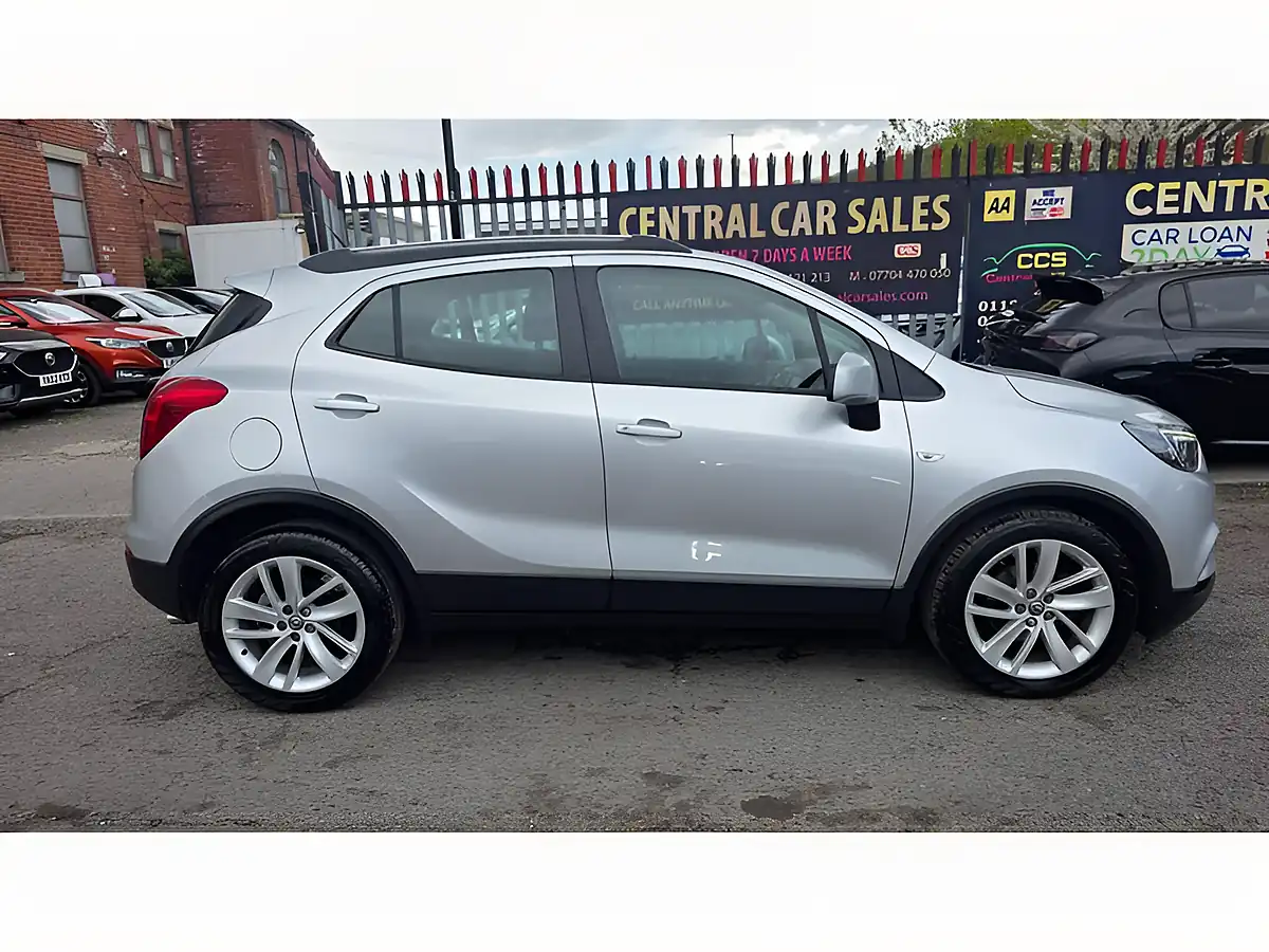 Used 2018 Vauxhall Mokka X Design Nav Silver - Interior and Exterior details 4