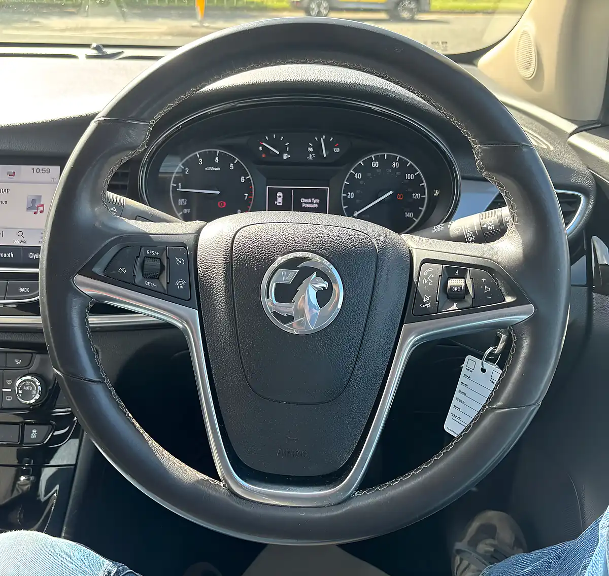 Used 2018 Vauxhall Mokka X Design Nav White - Interior and Exterior details 16