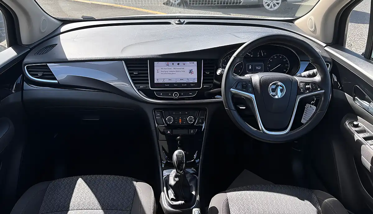 Used 2018 Vauxhall Mokka X Design Nav White - Interior and Exterior details 17