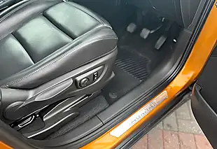 Used 2018 Vauxhall Mokka X Elite Amber Orange - Interior and Exterior details 19