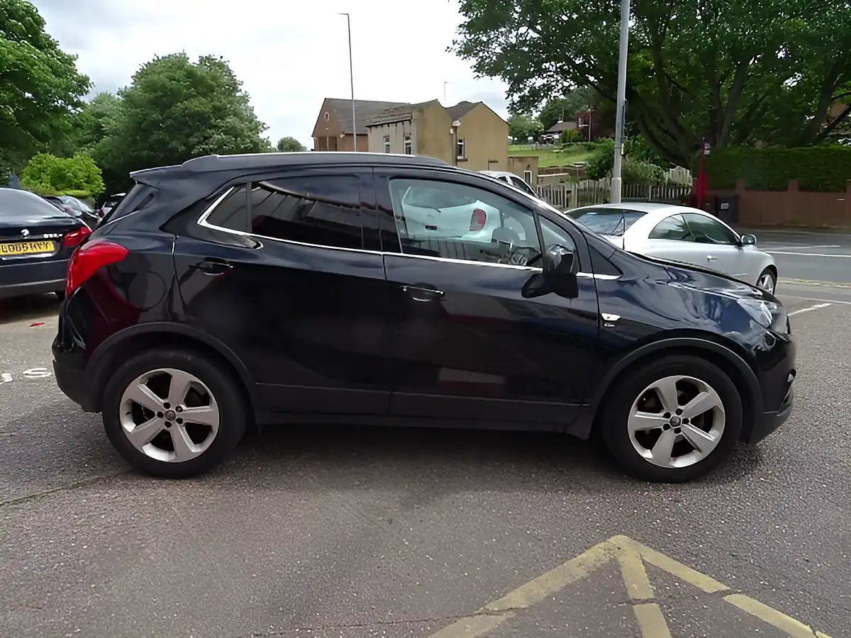 Used 2018 Vauxhall Mokka X Elite Black - Interior and Exterior details 8