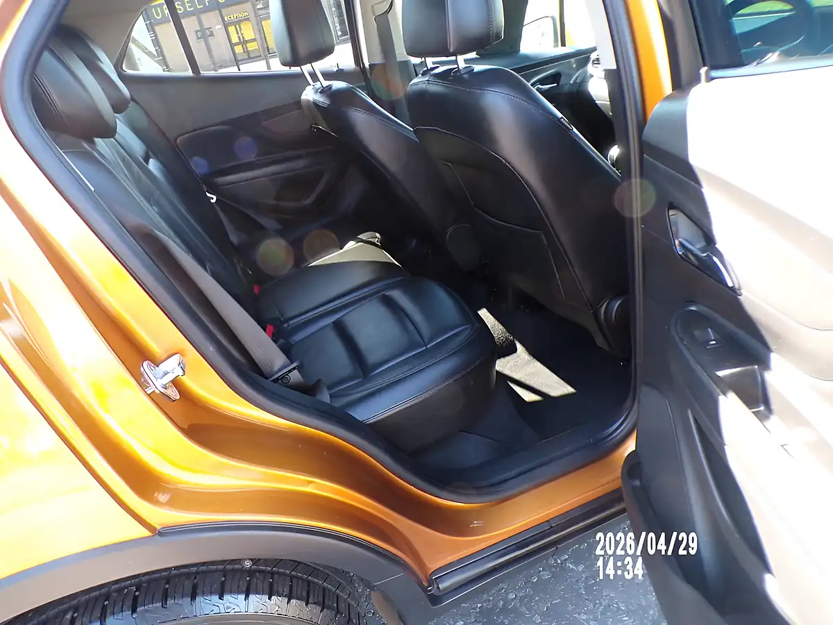 Used 2018 Vauxhall Mokka X Elite Burning Hot Orange Metallic - Interior and Exterior details 4