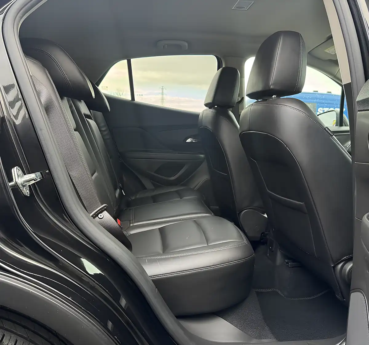 Used 2018 Vauxhall Mokka X Elite Nav Black - Interior and Exterior details 12