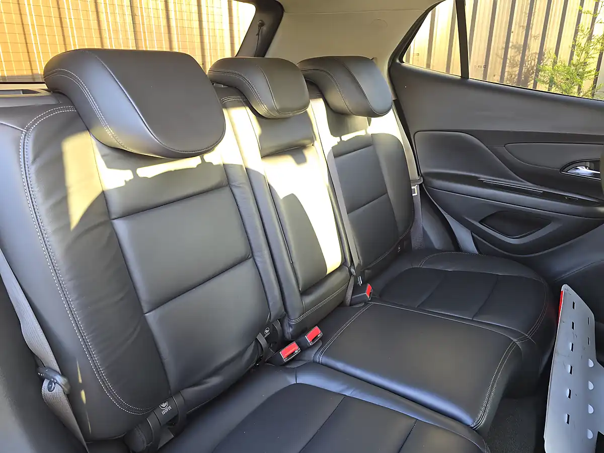 Used 2018 Vauxhall Mokka X Elite Nav Blue - Interior and Exterior details 17