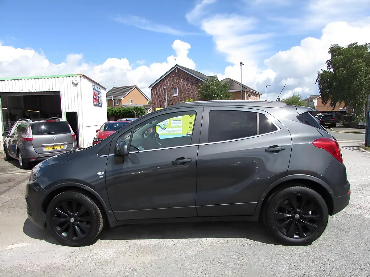 Used 2018 Vauxhall Mokka X Elite Nav Grey - Interior and Exterior details 4